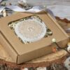 Pudelko-z-Okienkiem-11x11x2-cm-Na-Prezent-Opakowanie-Prezentowe-Fasonowe-Marka-bez-marki Pudełko prezentowe z okienkiem 11 × 11 × 2 cm | Naturalne | 1 szt.